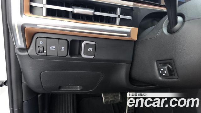 Hyundai Santafe 2024 — photo 29