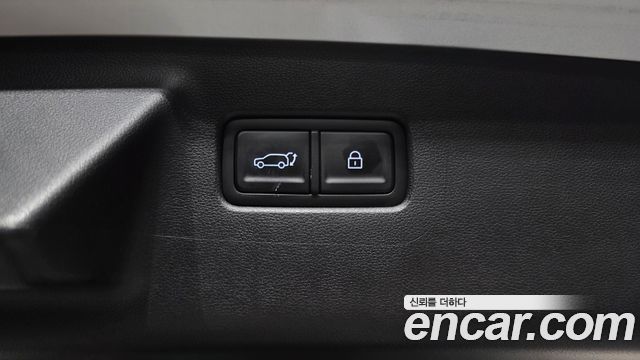 Hyundai Santafe 2024 — photo 37