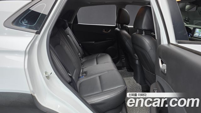 Hyundai Kona 2018 — photo 12