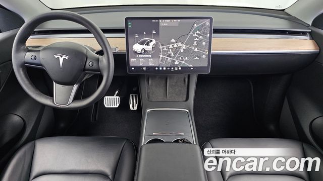Tesla Model Y 2022 — photo 10