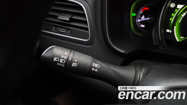 Renault Korea QM6 2017 — photo 23