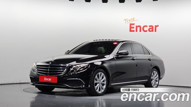 Mercedes-Benz E-Class 2017 — photo 1