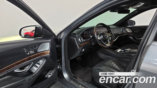 Mercedes-Benz S-Class 2018 — photo 10
