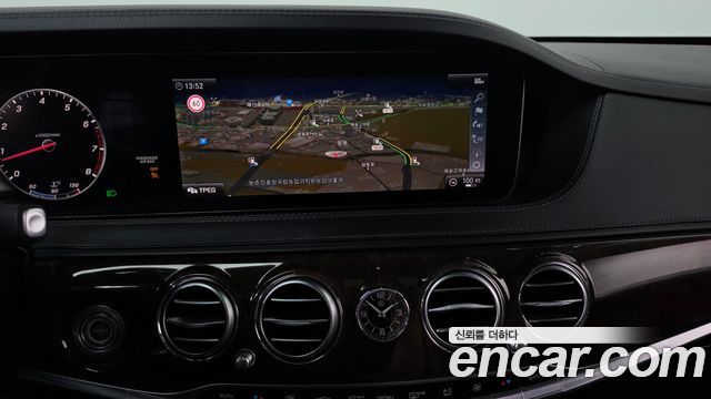 Mercedes-Benz S-Class 2018 — photo 12