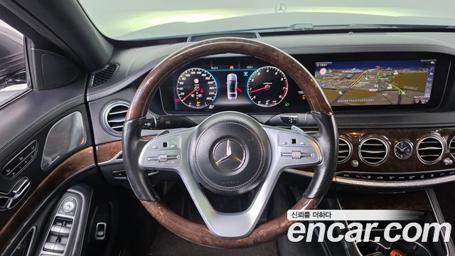 Mercedes-Benz S-Class 2018 — photo 13