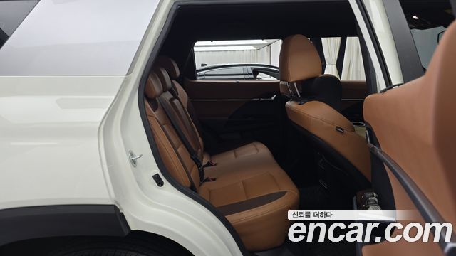 KG Mobility Torres 2023 — photo 12