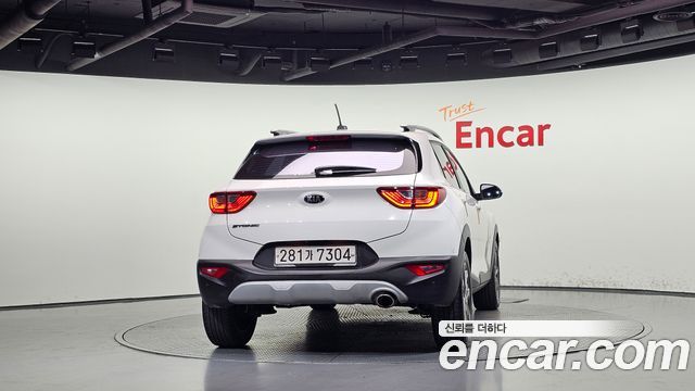 Kia Stonic 2018 — photo 4