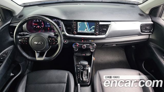Kia Stonic 2018 — photo 7