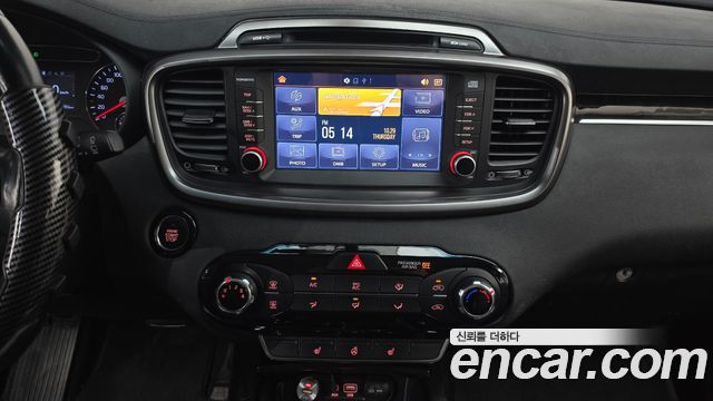 Kia Sorento 2017 — photo 12