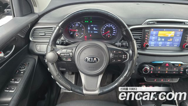 Kia Sorento 2017 — photo 13