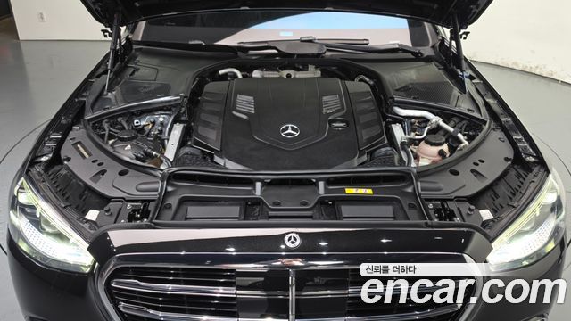 Mercedes-Benz S-Class 2021 — photo 6