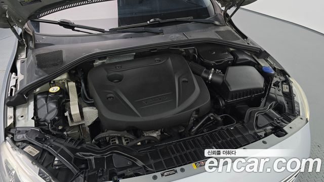 Volvo S60 2017 — photo 6