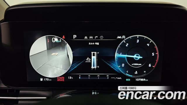 Kia Canival 2023 — photo 8