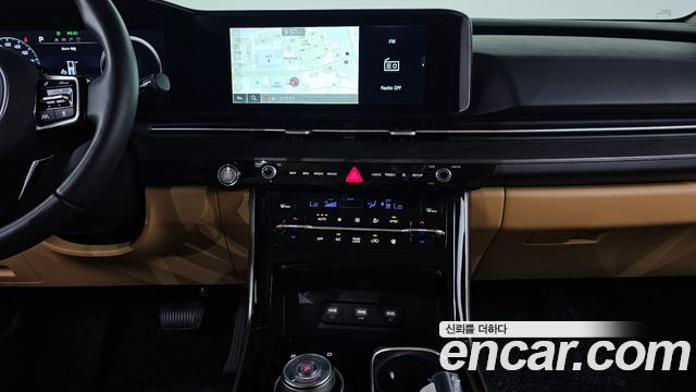 Kia Canival 2023 — photo 14