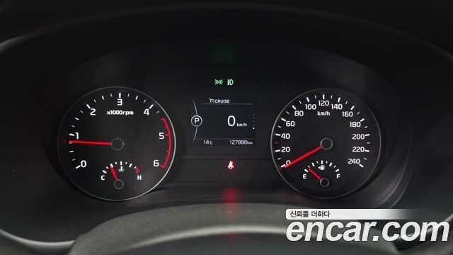 Kia Sportage 2016 — photo 11
