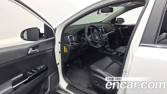 Kia Sportage 2016 — photo 13