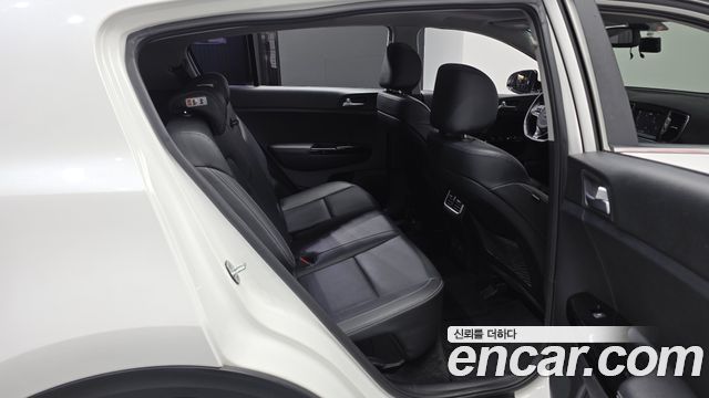 Kia Sportage 2016 — photo 17