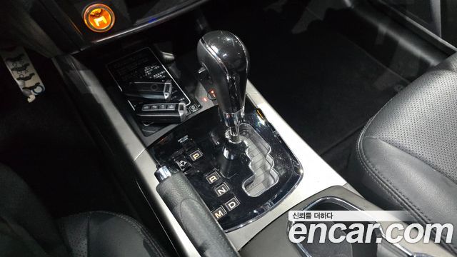 KG Mobility KORANDO 2017 — photo 12