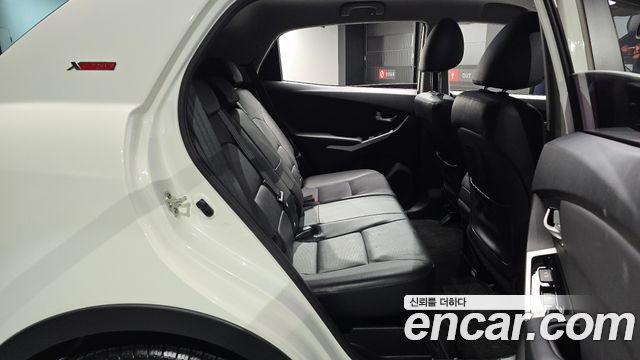 KG Mobility KORANDO 2017 — photo 17