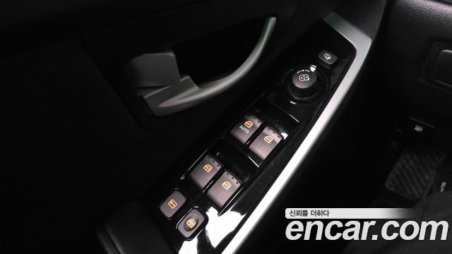 KG Mobility KORANDO 2017 — photo 28