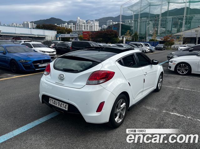 Hyundai Veloster 2012 — photo 3