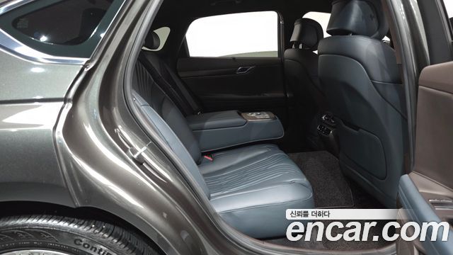 Genesis G80 2022 — photo 17