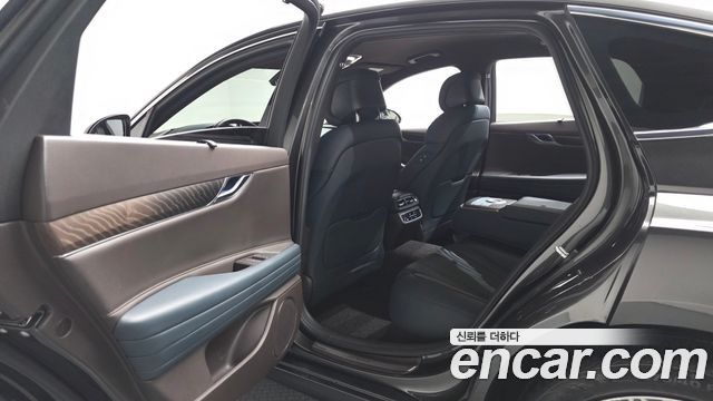 Genesis G80 2022 — photo 18