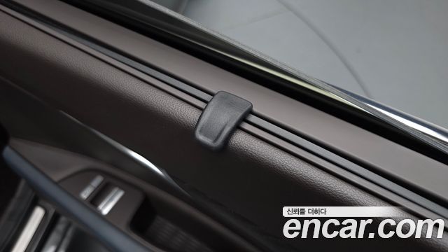 Genesis G80 2022 — photo 33
