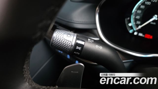 Genesis G80 2022 — photo 35
