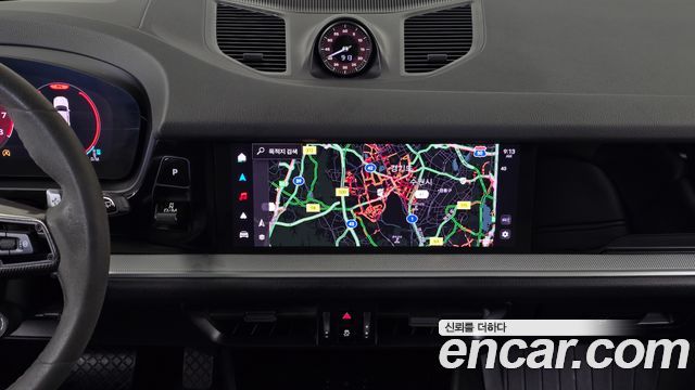 Porsche Cayenne 2024 — photo 18