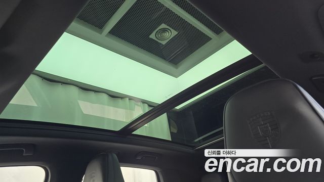 Porsche Cayenne 2024 — photo 21