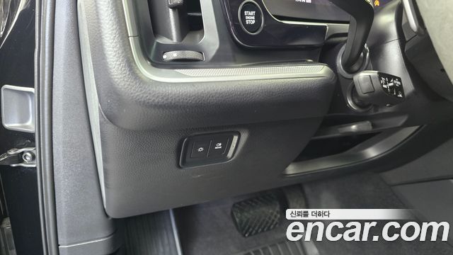 Porsche Cayenne 2024 — photo 25