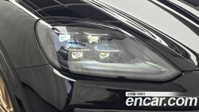 Porsche Cayenne 2024 — photo 8