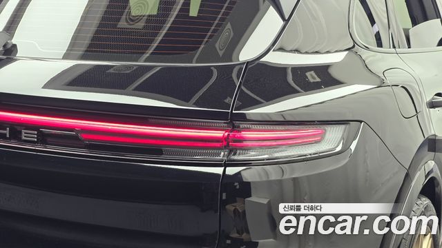 Porsche Cayenne 2024 — photo 9