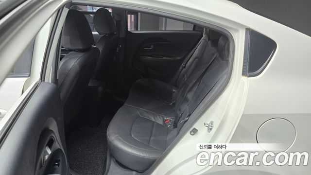 Kia pride 2014 — photo 18
