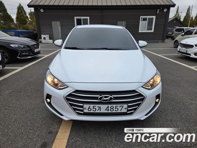 Hyundai AVANTE 2018 — photo 2