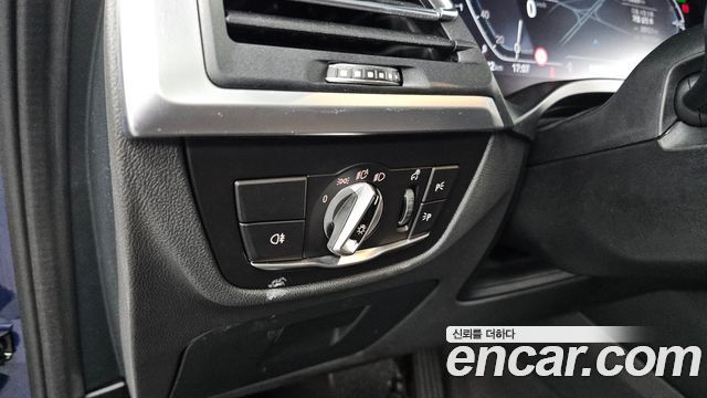 BMW X3 2022 — photo 28