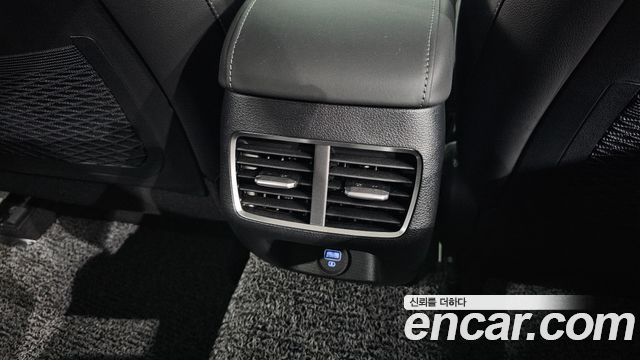 Hyundai Sonata 2022 — photo 37