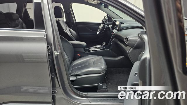 Hyundai Santafe 2020 — photo 16