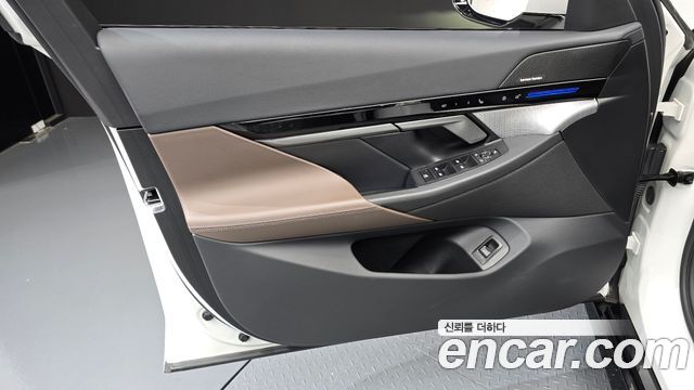 BMW 5-Series 2024 — photo 14