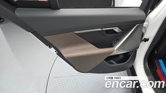 BMW 5-Series 2024 — photo 15