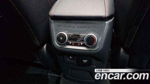 Ford Explorer 2025 — photo 25