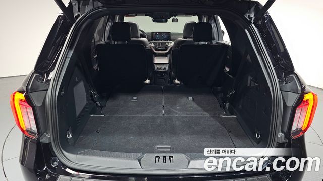 Ford Explorer 2025 — photo 26