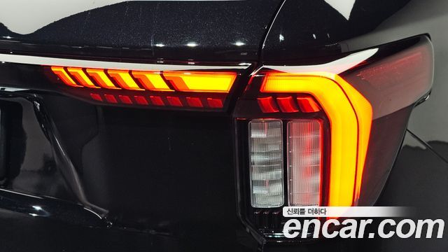 Ford Explorer 2025 — photo 9