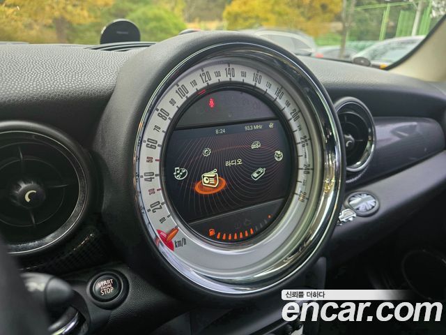 Mini Cooper 2013 — photo 13