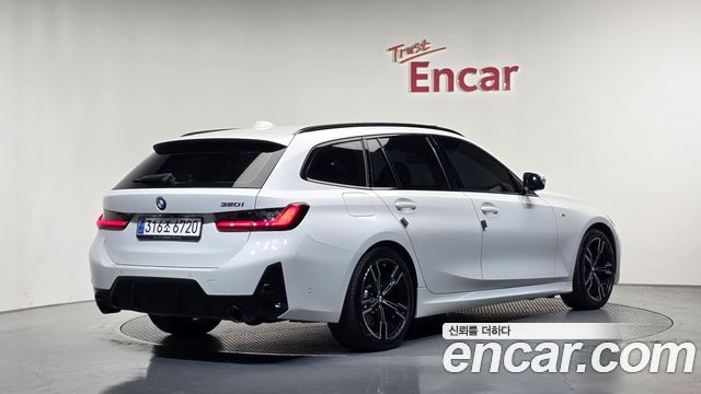 BMW 3-Series 2024 — photo 2