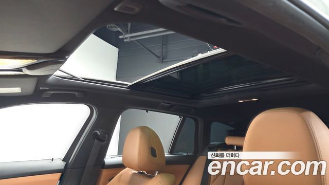 BMW 3-Series 2024 — photo 24