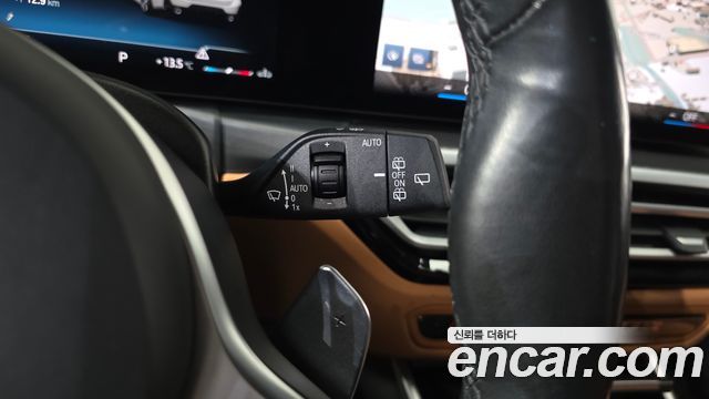 BMW 3-Series 2024 — photo 28