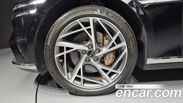 Genesis G90 2023 — photo 5