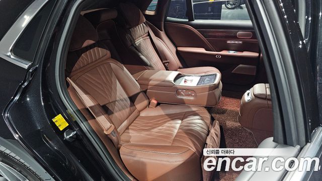 Genesis G90 2023 — photo 17